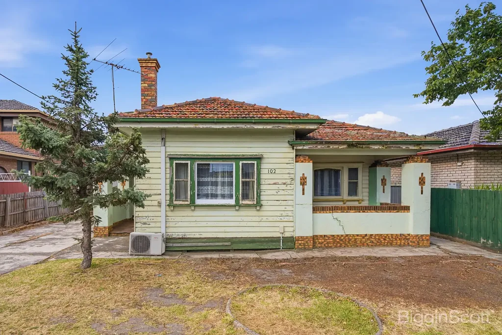 102 Ballarat Road, Maidstone, VIC 3012