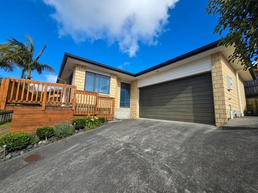 15 Dovey Place, Massey