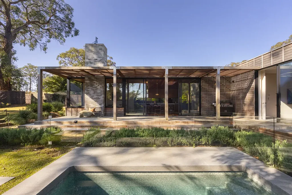 Red Hill 4બેડરૂમ A Refined Sanctuary Amongst the Trees