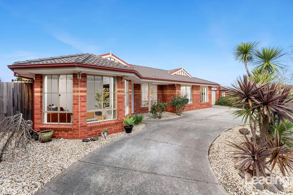 13 McCabe Crescent, Sunbury, VIC 3429