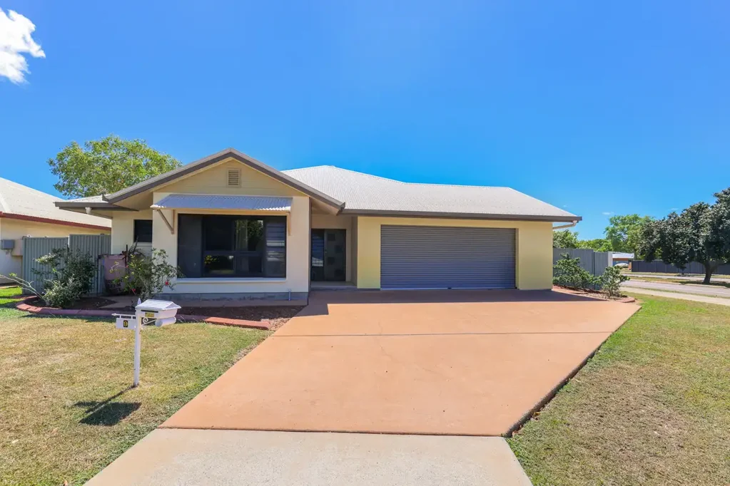 Lyons 4房  Finally, a family home that made it to the market!