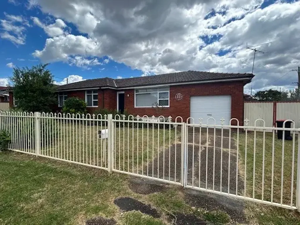 Great Location - *** WATER INCLUDED ***