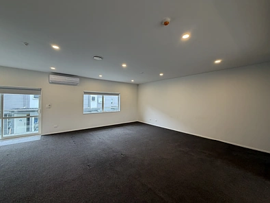 Three Storey 4 Bedrooms House