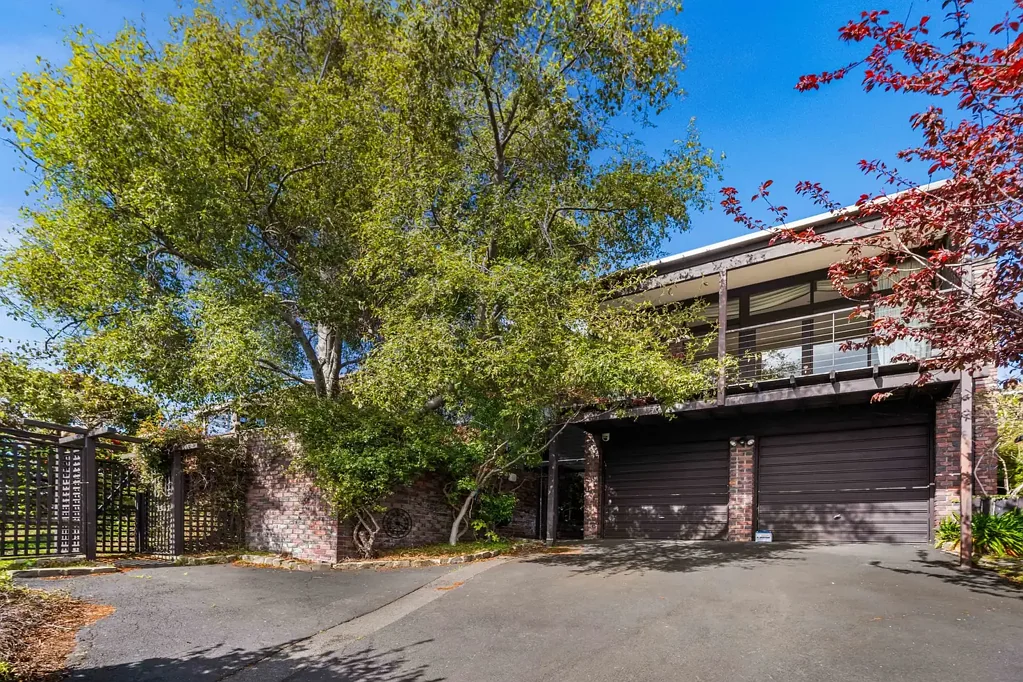 450 Churchill Avenue, Sandy Bay, TAS 7005