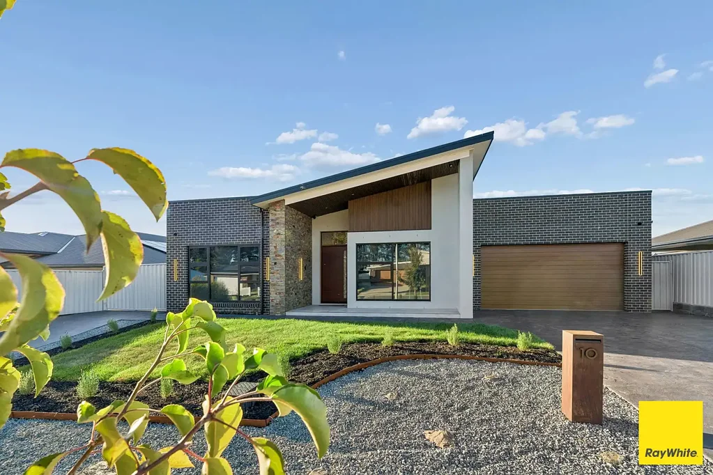 10 Cobb Court, Bungendore, NSW 2621