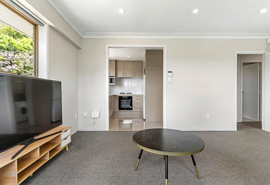 Central Golden Circle Living – Tidy 2 Bedroom ...
