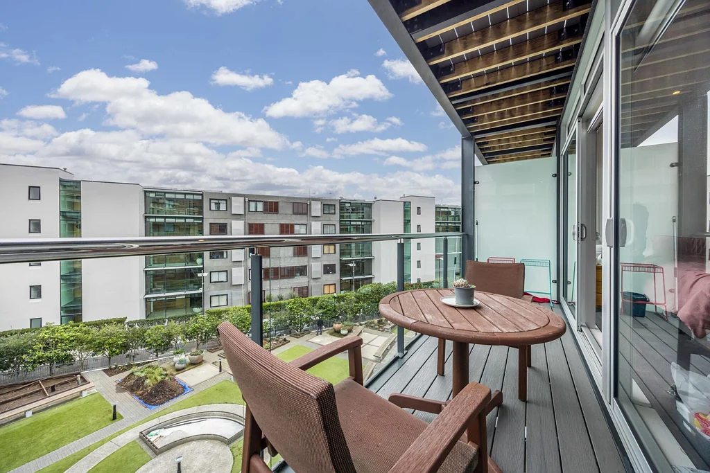 Auckland Central 1 Bedroom Pied a terre in The Viaduct