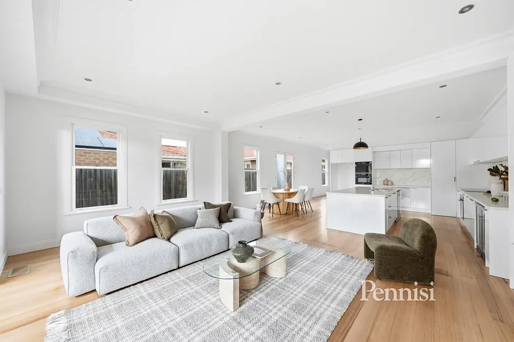 Essendon North 4房 私人出售 – Pennisi 荣誉呈现 Private Sale – Proudly Offered by Pennisi