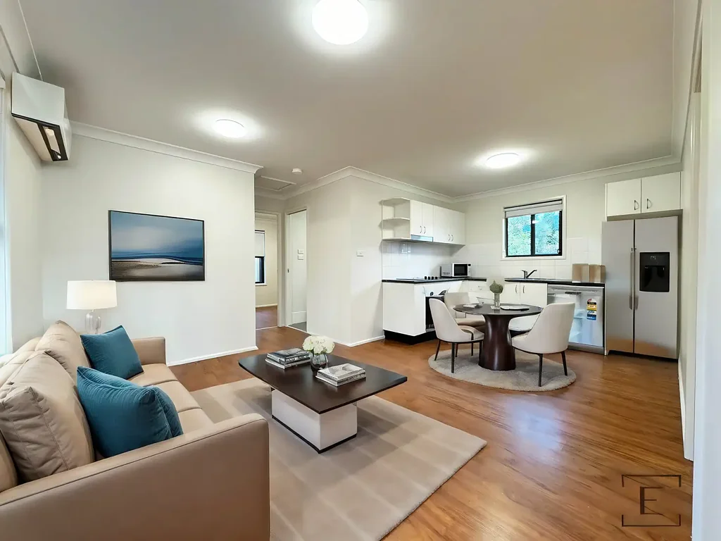 Ideal Comfort and Convenience: Modern Three-Bedroom Granny Flat!