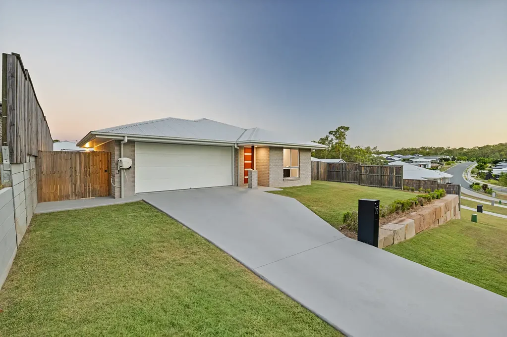 72 Woodland Drive, Southside, QLD 4570