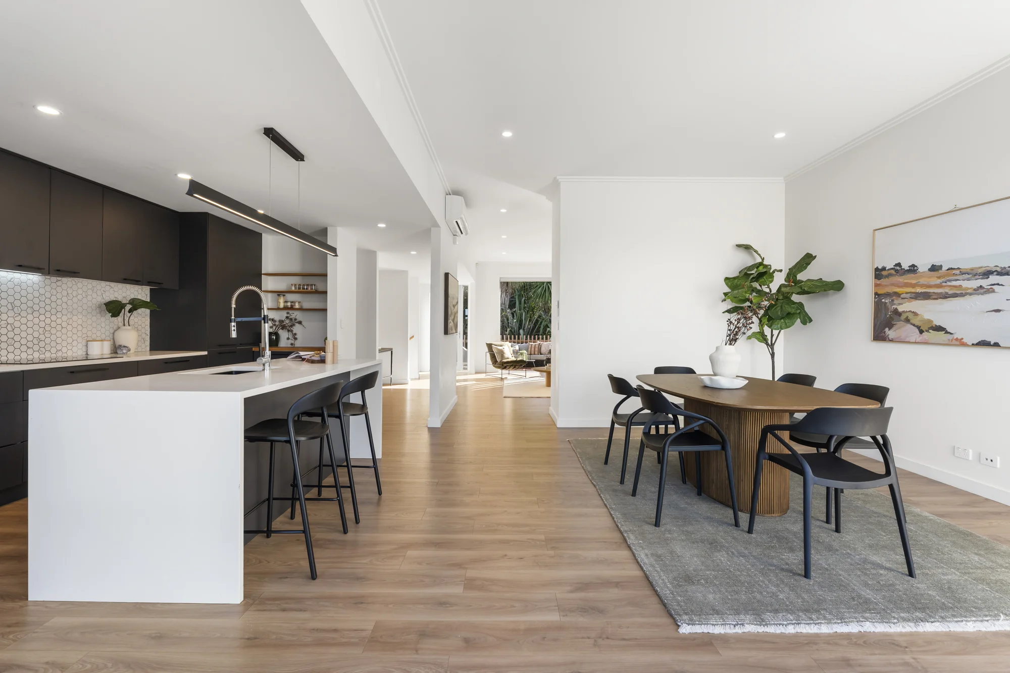 8A Huka Road, Birkenhead, North Shore City, 4 Schlafzimmer, 2 Badezimmer, House