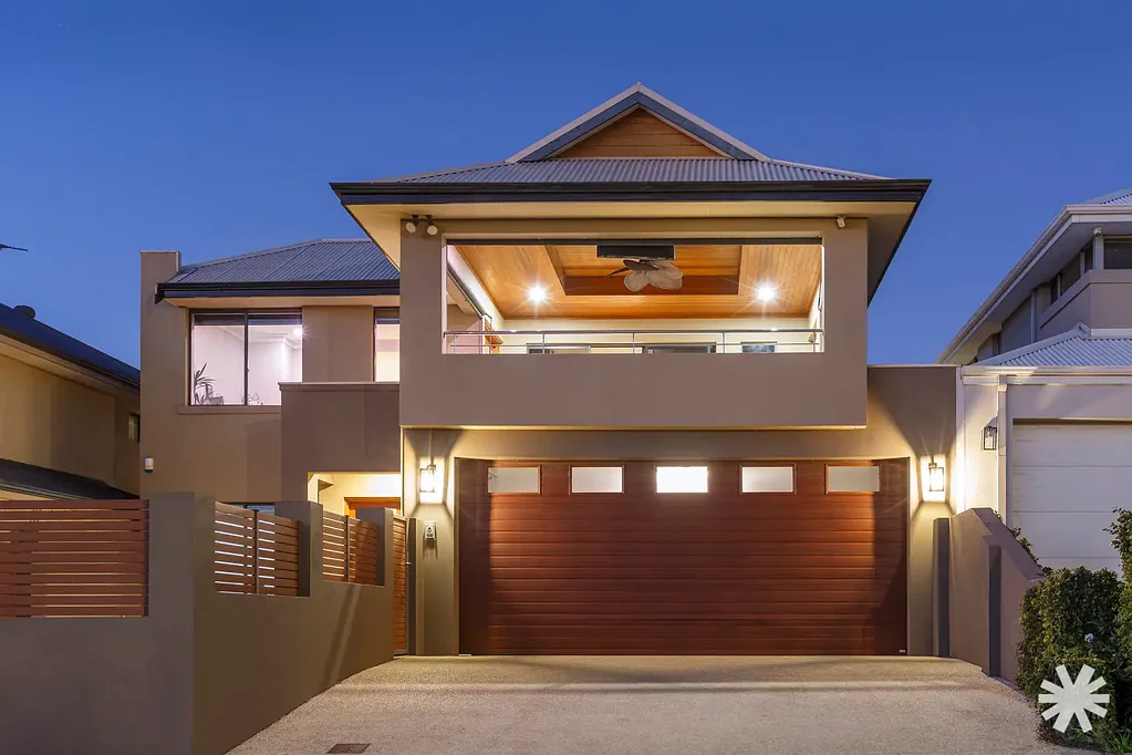 Rivervale 5 Bedroom ELEVATED LUXURY LIVING WITH SWEEPING CITY VIEWS