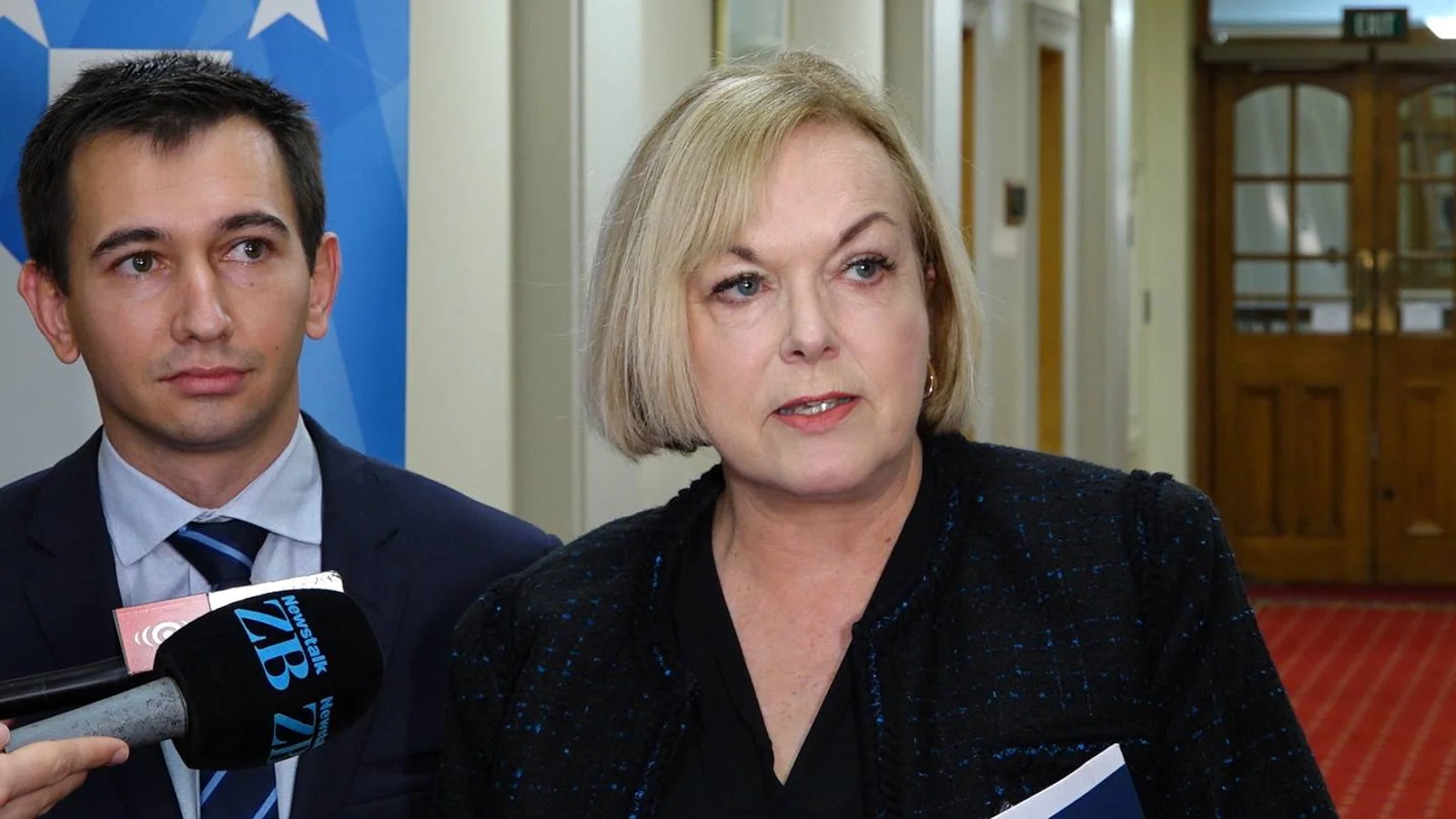 个人支持率大跌 Judith Collins：我不信