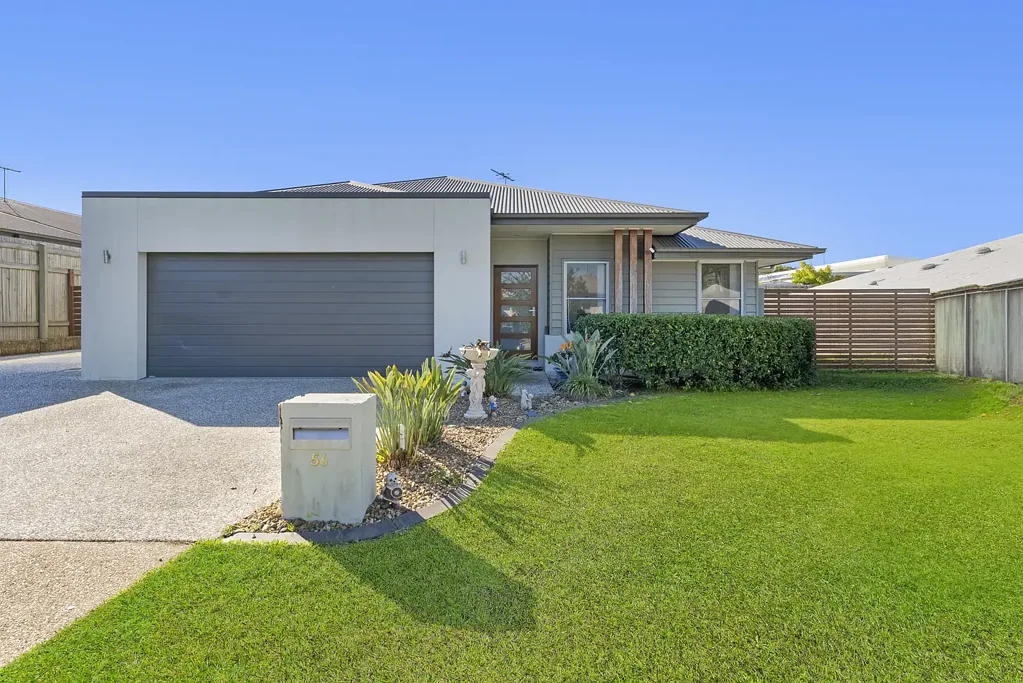 Mango Hill 4Kwarto Exceptional Family Lifestyle in a Sought-After Location!