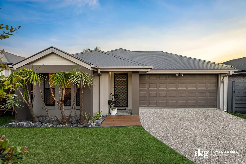 Park Ridge 4ਬੈੱਡਰੂਮ Warm & Welcoming - Your Ideal Family Home Awaits!