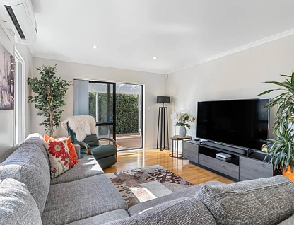 57 Tarapiroe Avenue, Takanini, Papakura, Auckland, 4房, 3浴, 独立屋