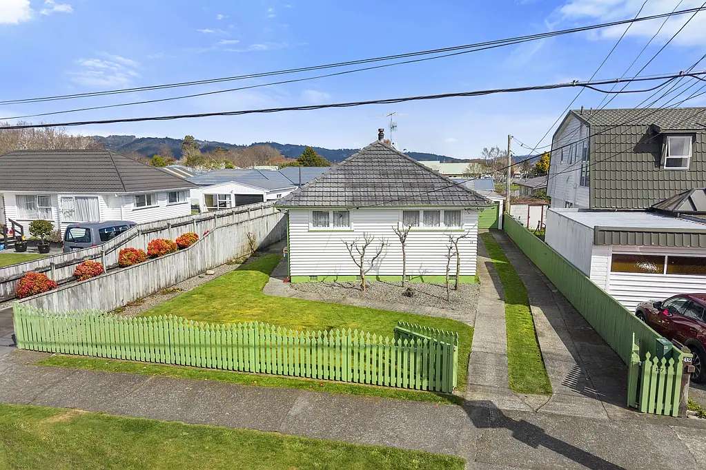 Trentham 3部屋 Charming 3-Bedroom Home in Trentham Awaits You!