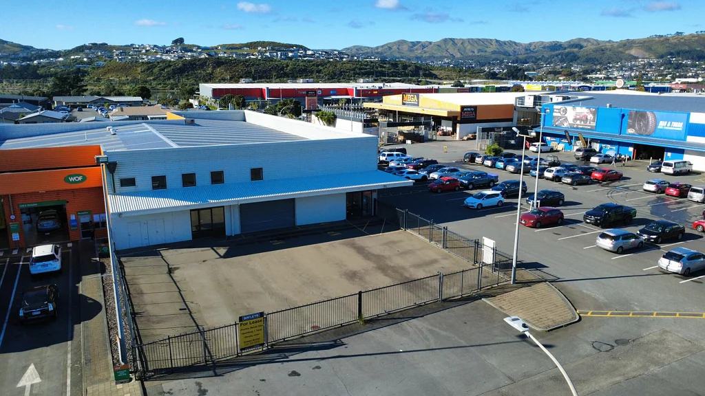 Elsdon Perfect for Automotive or Trade Retail