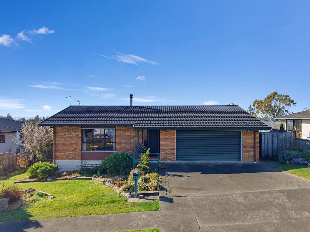 Waipawa 3कमरा Updated, Elevated & Ready to Enjoy