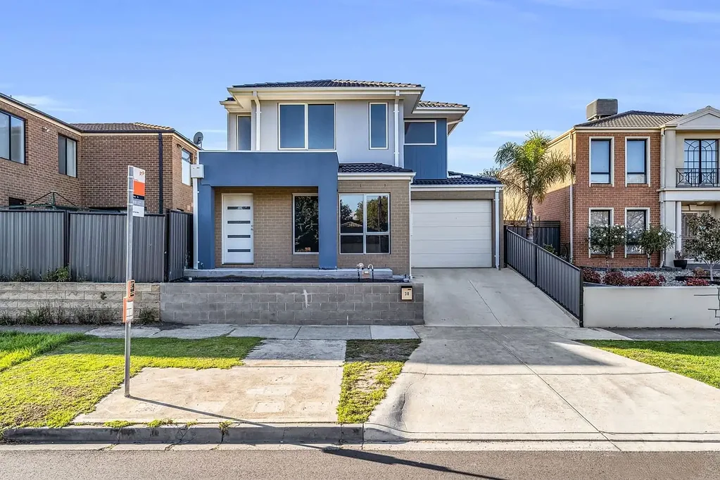 Modern Comfort & Low-Maintenance Living in a Convenient Derrimut Location