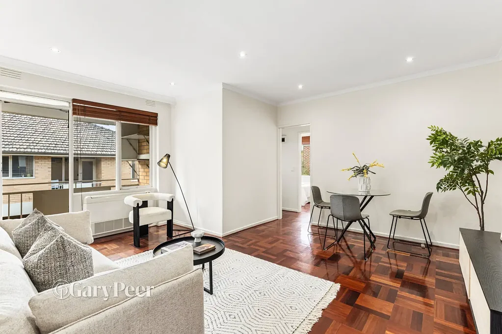 Murrumbeena 2બેડરૂમ Stylish & updated!