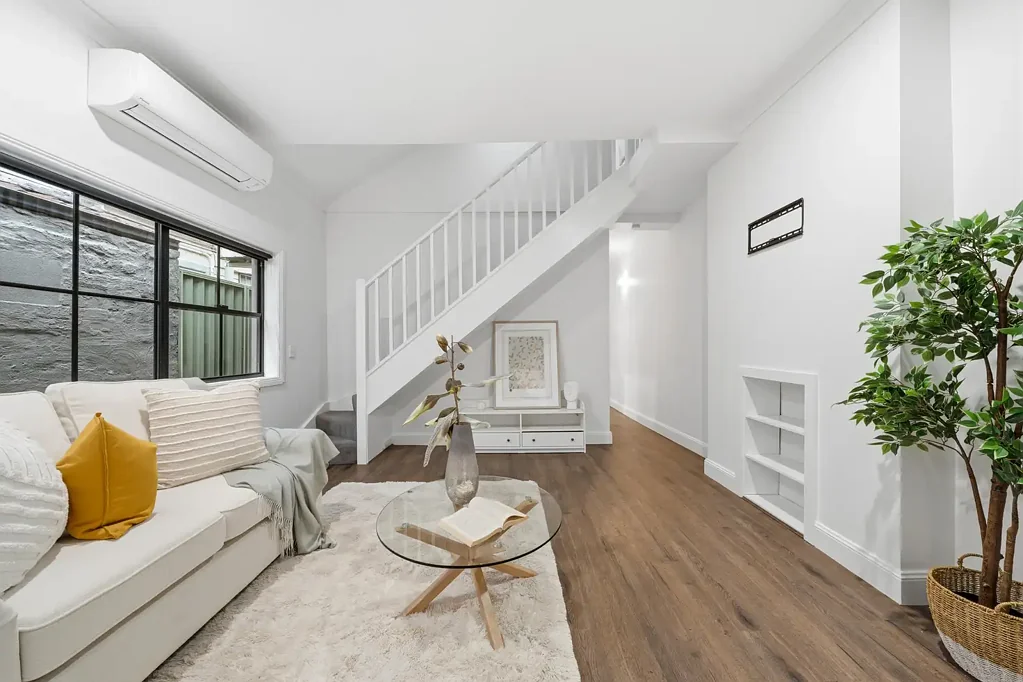 3 Bedroom Semi, in a Blue-Ribbon Enmore Address