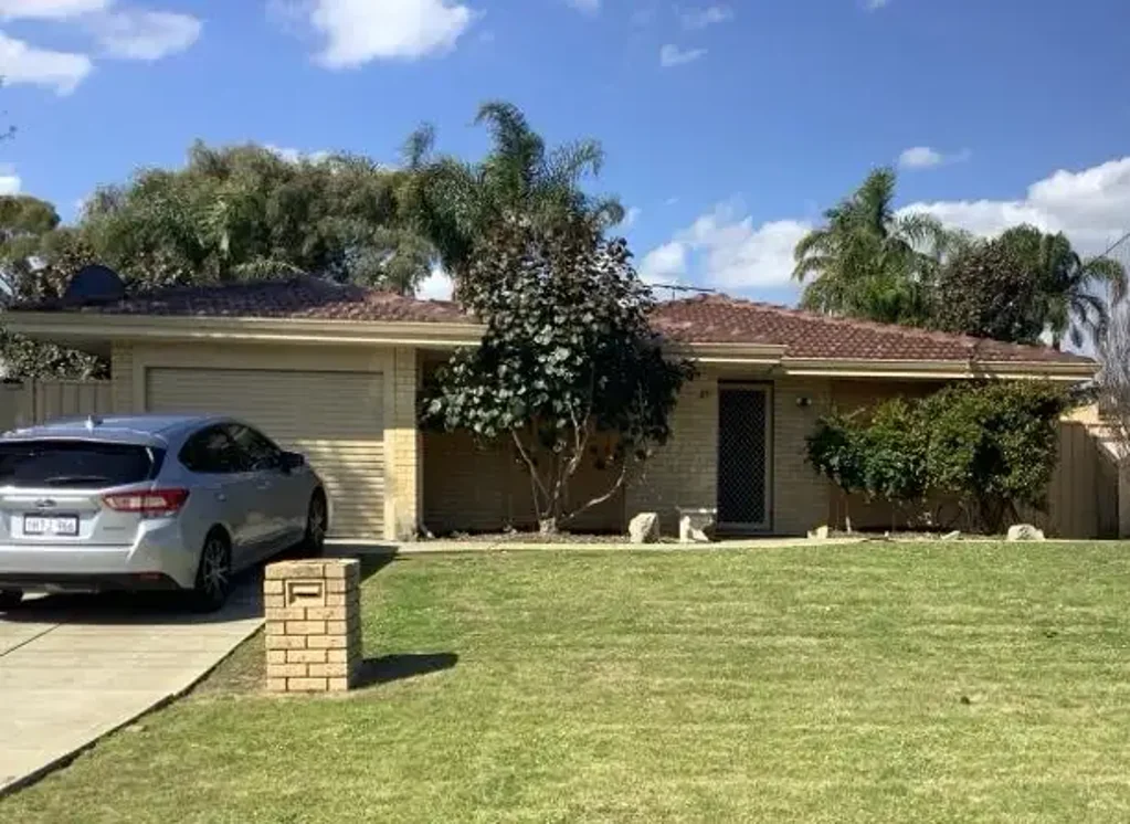 Three bedroom home with Expansive Backyard & Entertaining Area!