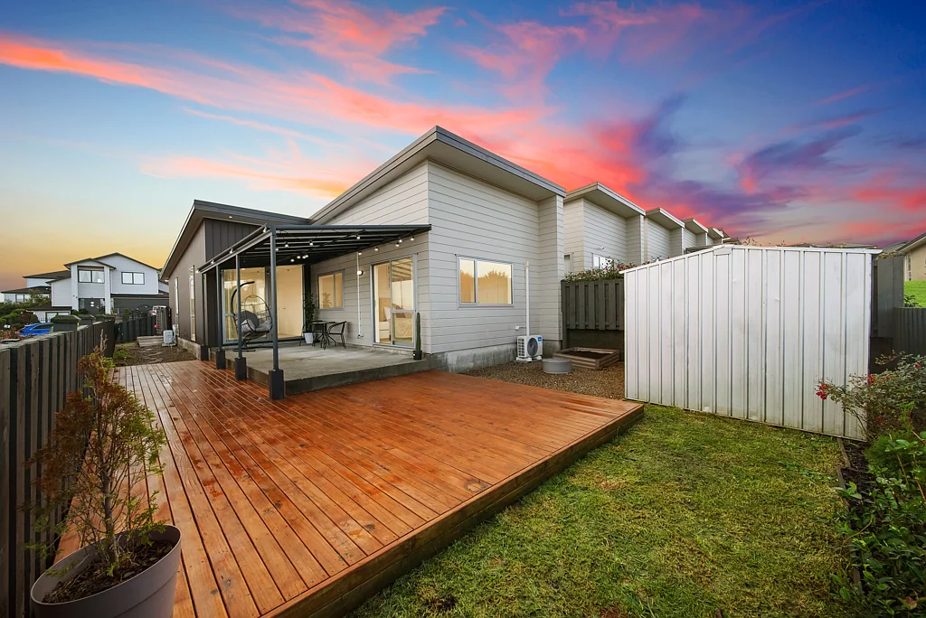 Papakura 3chambre Easy-Care Living with Views