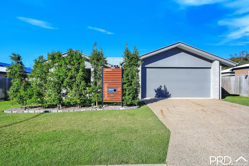 6 Tina Drive, Urangan, QLD 4655