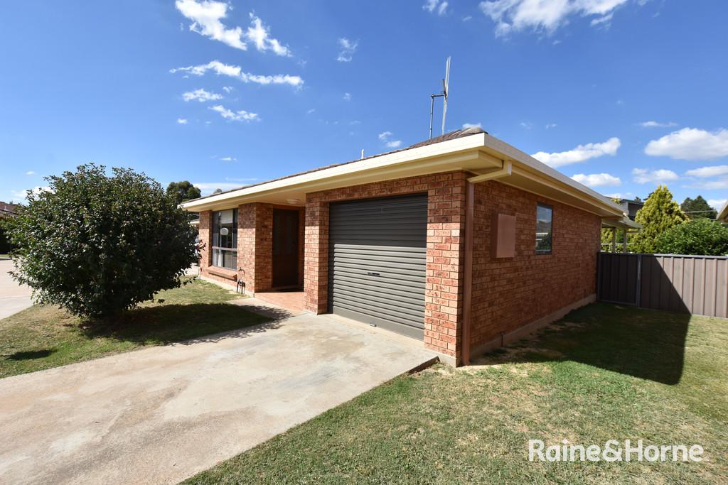 1-3 MOULDER ST, ORANGE NSW 2800, 0 rūma, 0 rūma horoi, House