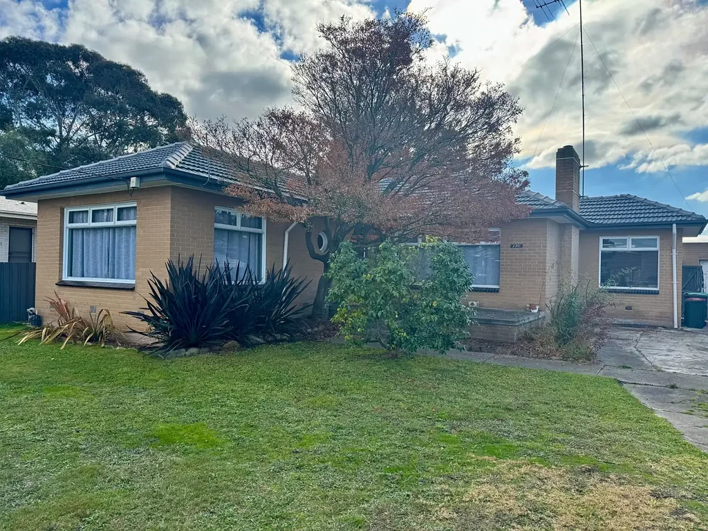 Three bedroom House