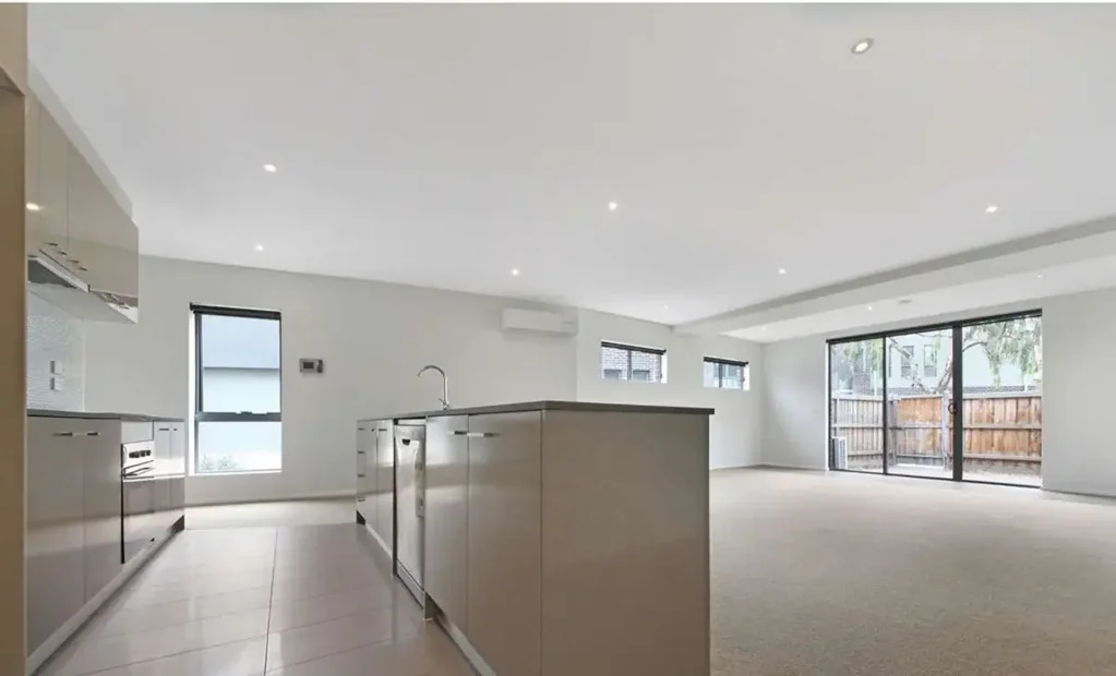 Two Bedroom Apartment - Access via 188 Gordons Road, South Morang