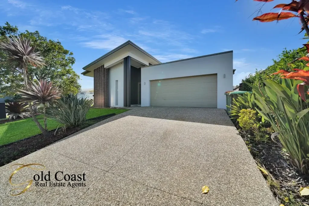 41 Apple Berry Avenue, Coomera, QLD 4209