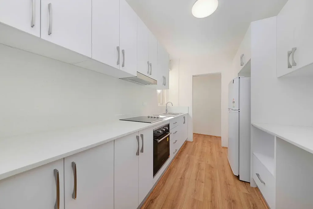 Ground Floor 2 Bedroom Apartment In The Heart Of Coogee