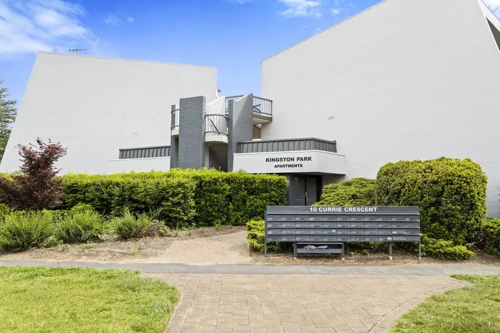 Griffith 2chambre North Facing Griffith Apartment with Telopea Park Views