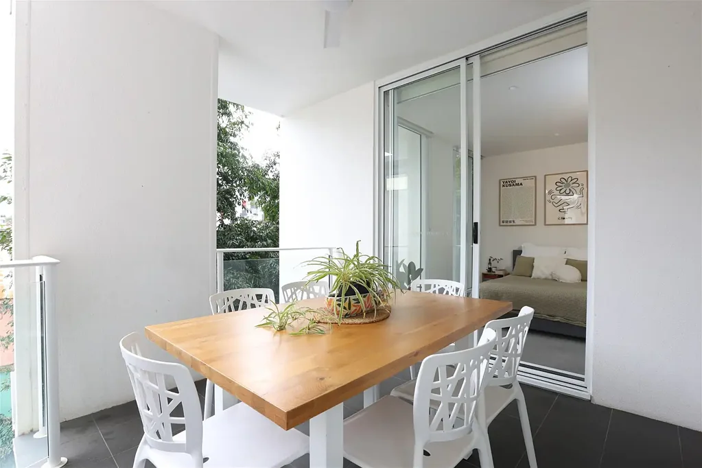 213/8 BANK STREET, West End, QLD 4101