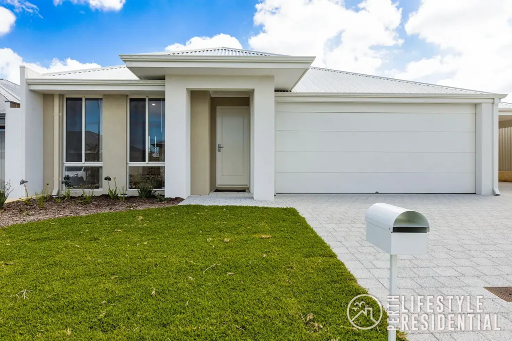 32 Shellharbour Promenade, Alkimos, WA 6038