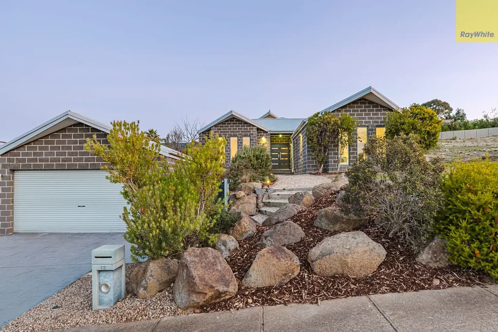 13 Durham Street, Darley, VIC 3340