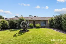 5 Nilpena Court, Craigmore