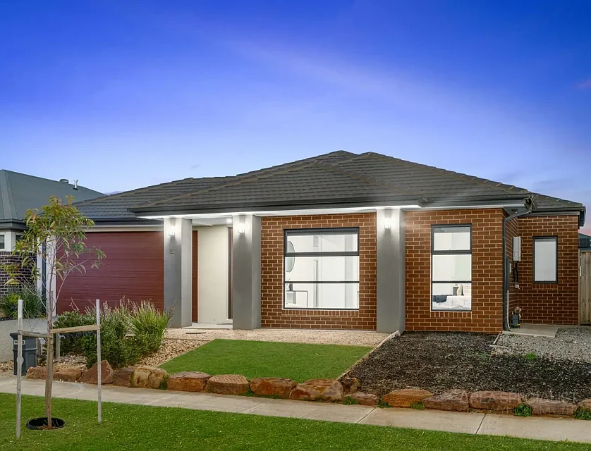 27 Buttermint Crescent, Manor Lakes, South West Melbourne, 4 Kuwarto, 2 Banyo, House