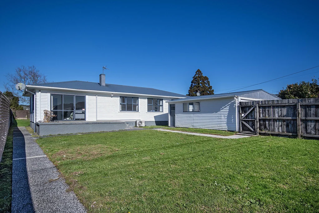 Tikipunga 4Habitaciones LOOK!  4 Bed on 1/4 Acre with Double Garage!