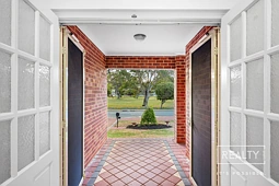 16 Finnerty Street, Karrinyup