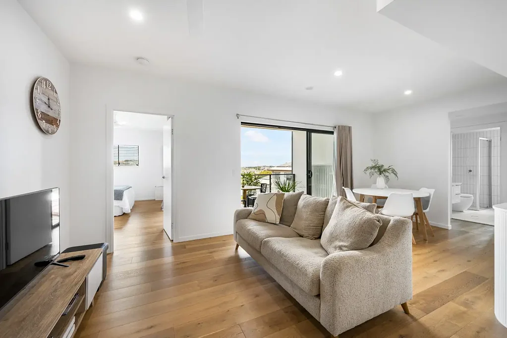 Furnished 3 Bed Unit with Stunning Views