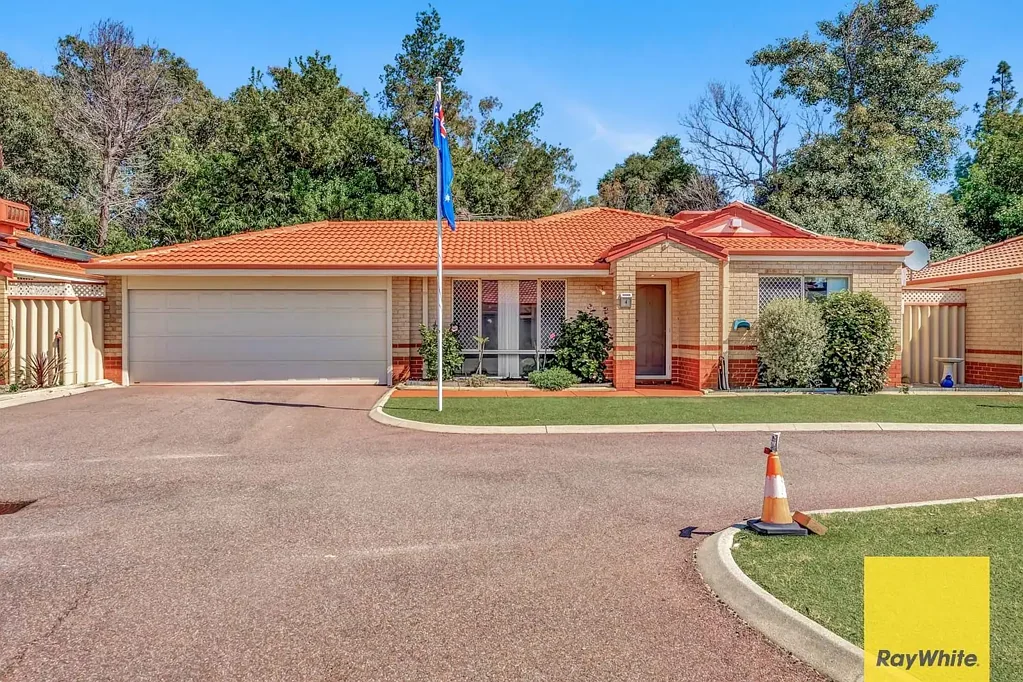 4/34 Shere Street, Kenwick, WA 6107