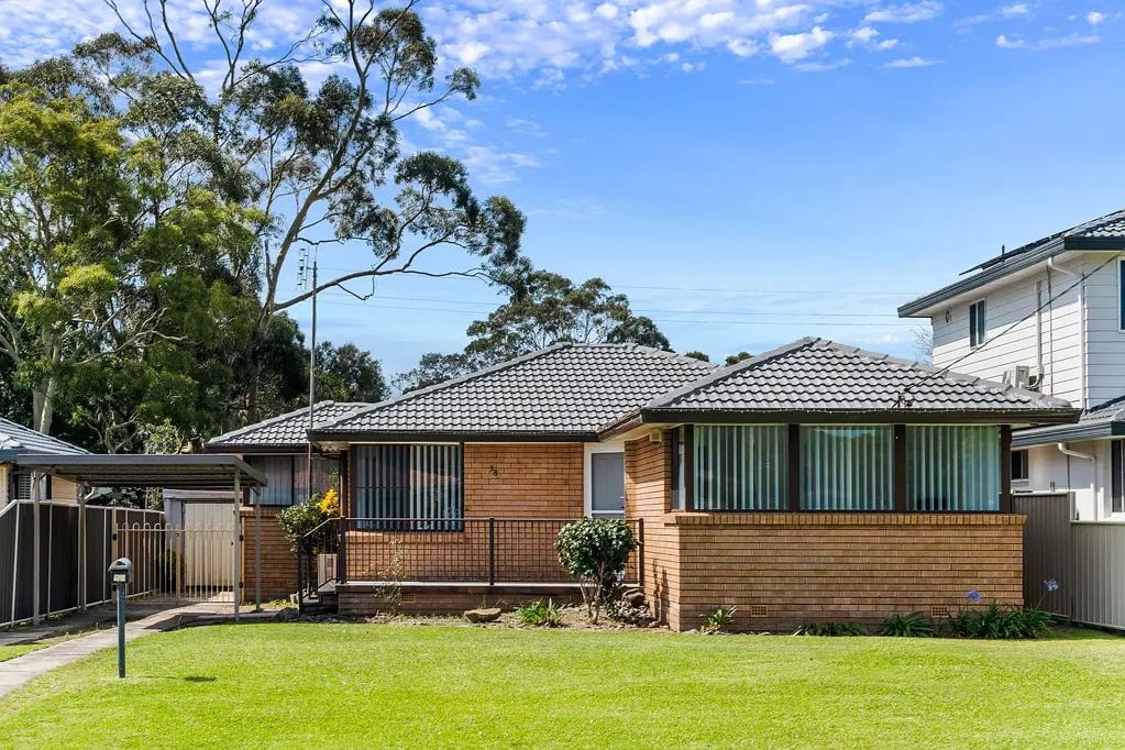 38 Maple Street, Albion Park Rail, NSW 2527