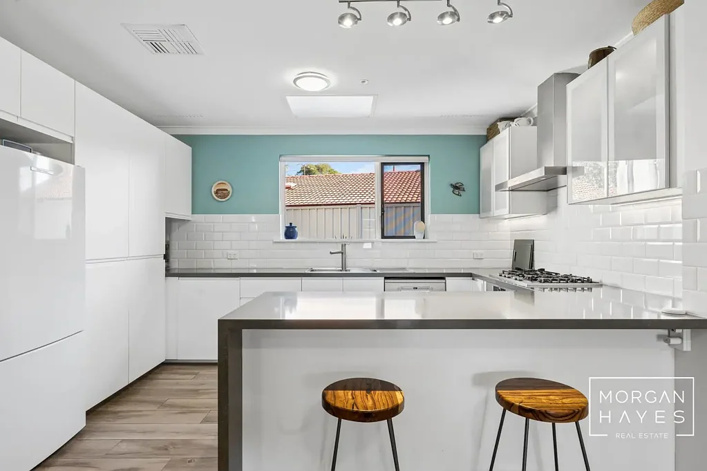 Bull Creek 4ਬੈੱਡਰੂਮ Walk to Bull Creek Primary – Poolside Family Living