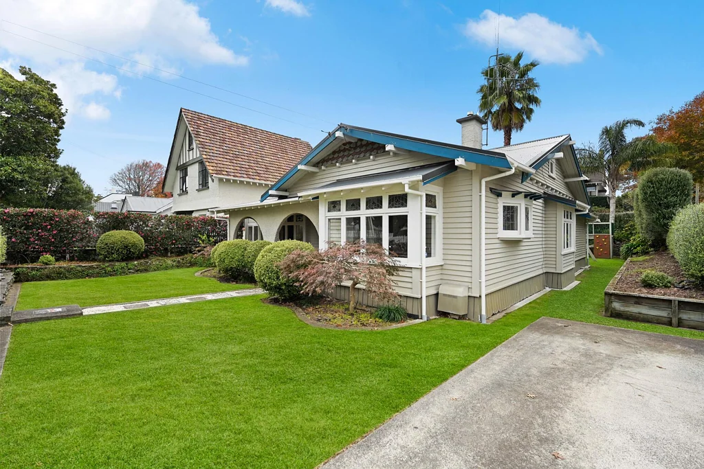2 George Street, Claudelands, Hamilton, Waikato