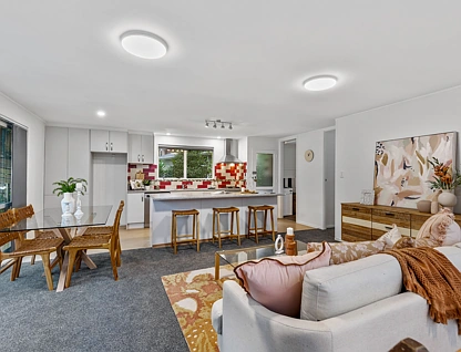 10 Beauchamp Drive, Massey, Waitakere City, 4房, 1浴, House
