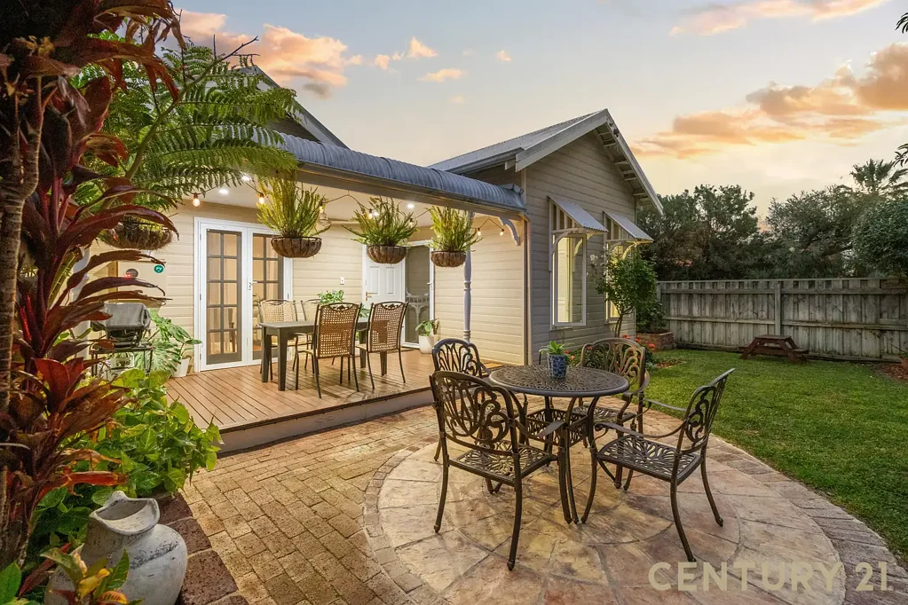 Carlisle 4ห้องนอน STUNNING 4 BEDROOM CHARACTER HOME IN CONVENIENT CENTRAL LOCATION!!