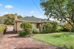 425 Stephensons Road, Mount Waverley